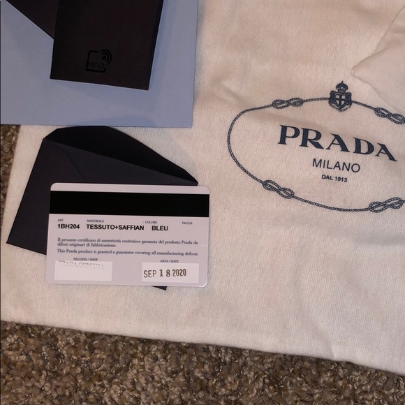 Prada Tessuto Re-Edition 2005 Nylon Bag - Picture 15 of 15